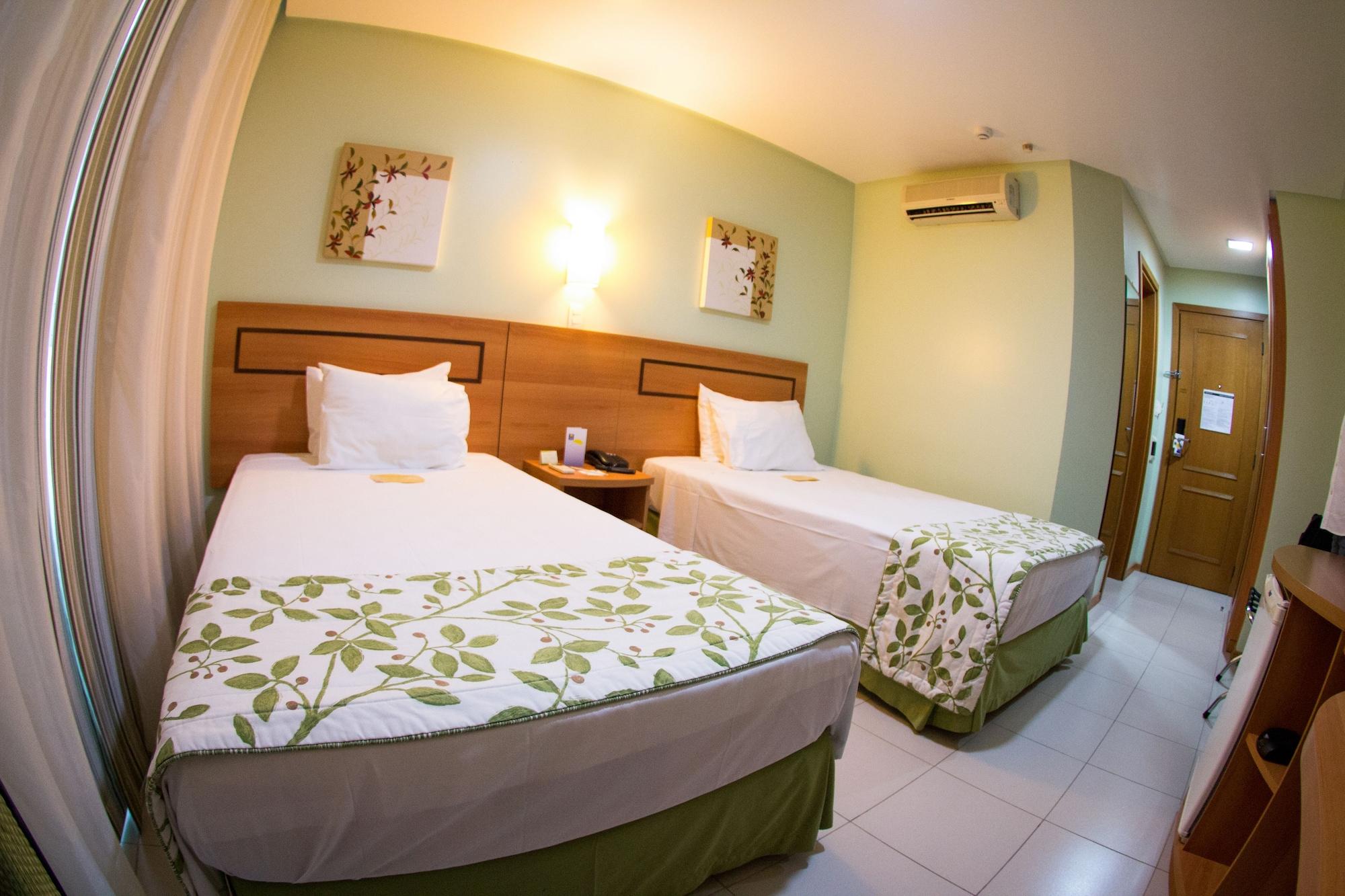 Comfort Hotel Manaus Exterior foto