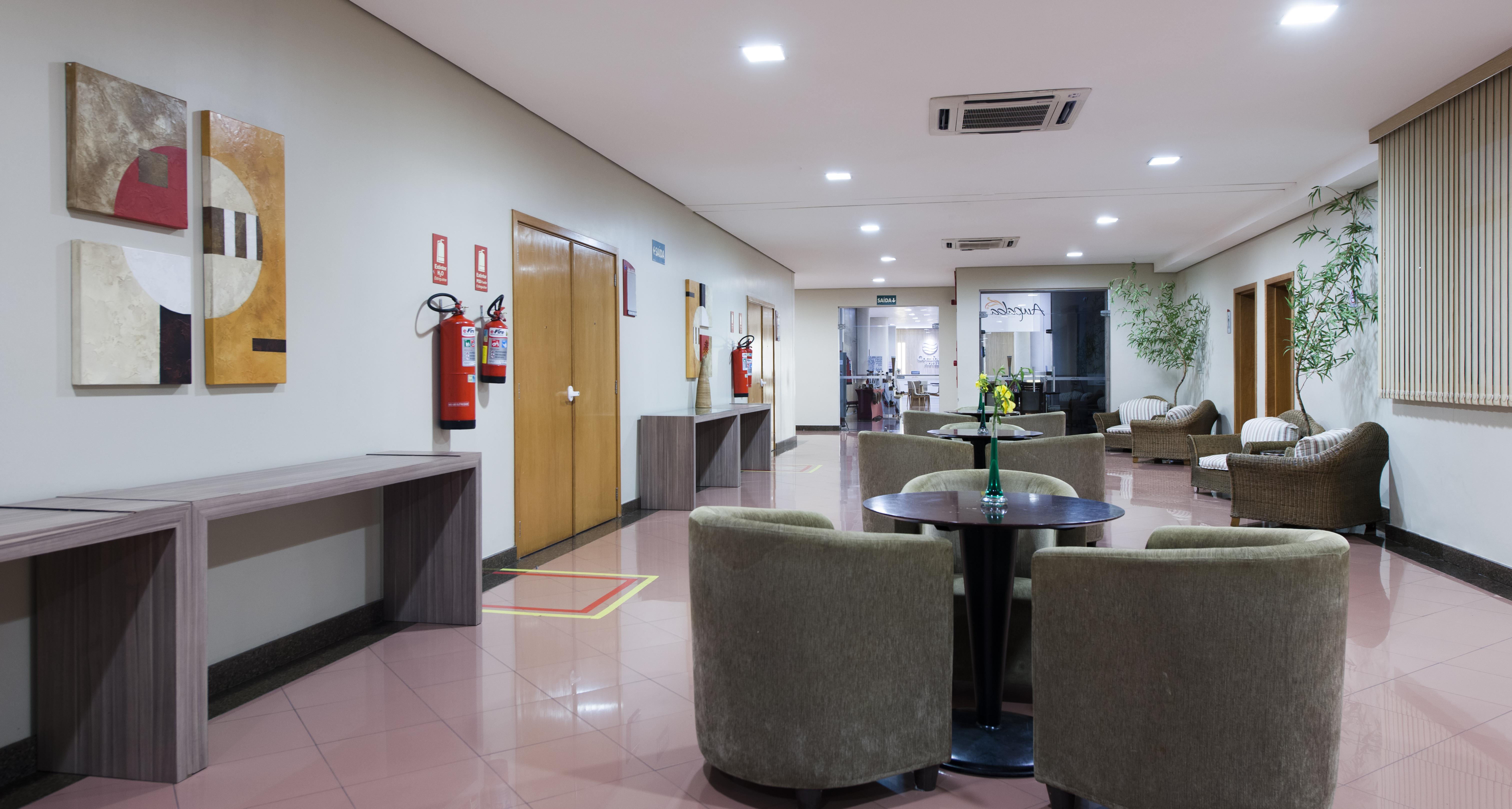 Comfort Hotel Manaus Exterior foto