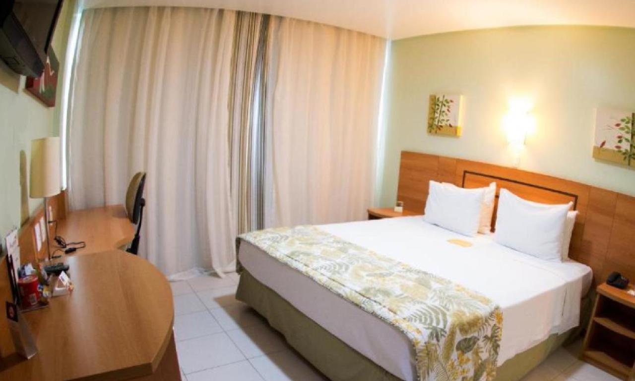 Comfort Hotel Manaus Exterior foto