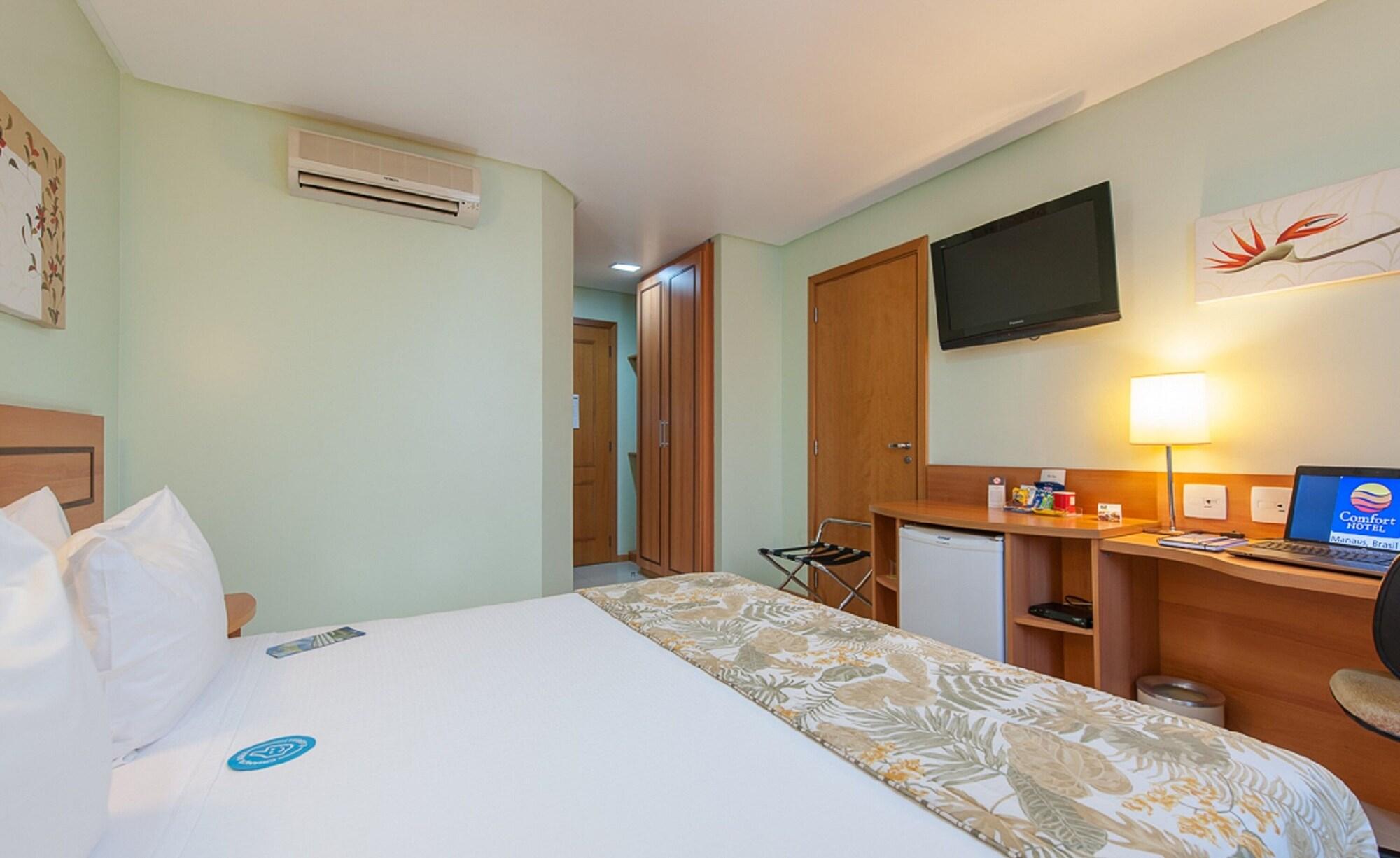 Comfort Hotel Manaus Exterior foto