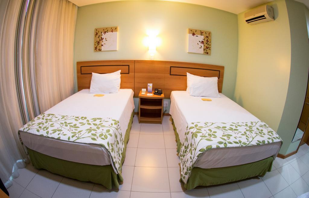 Comfort Hotel Manaus Exterior foto